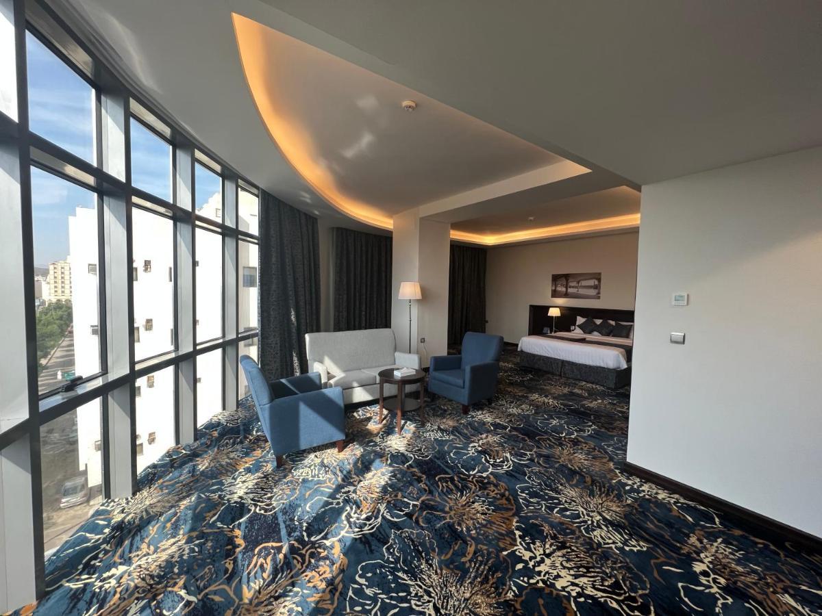 Zaha Taiba Hotel Medina Exterior photo