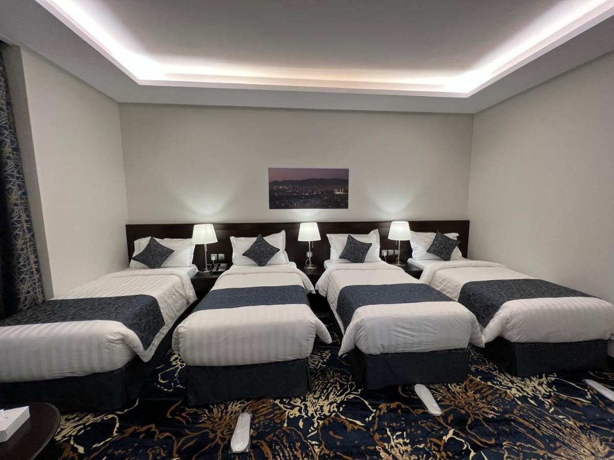 Zaha Taiba Hotel Medina Exterior photo