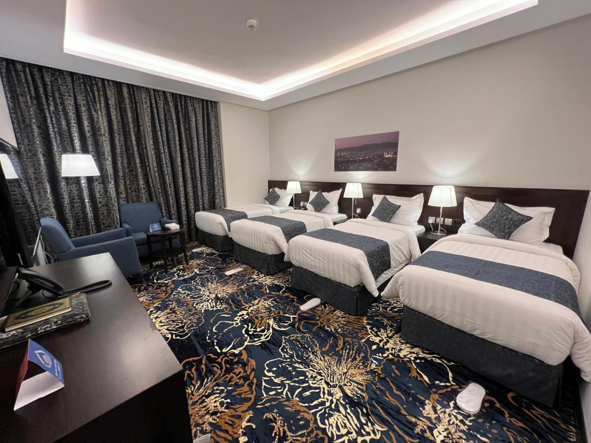 Zaha Taiba Hotel Medina Exterior photo